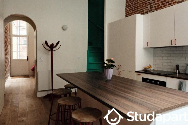 Chambre - 13 m² - 1 pièce