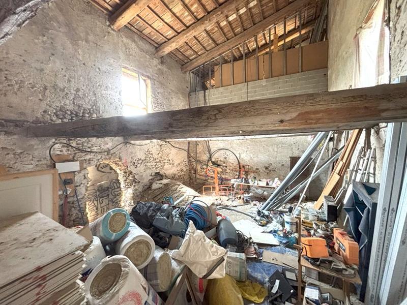 Maison - 245 m² - 8 pièces