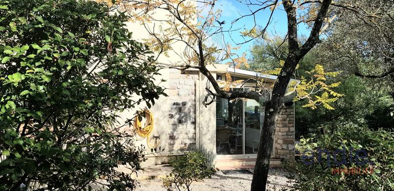 Maison - 197 m² - 7 pièces