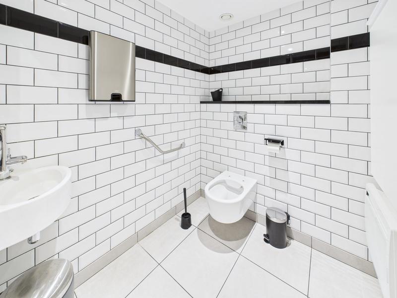 Fonds de commerce - Hôtellerie / Restauration - 180 m²