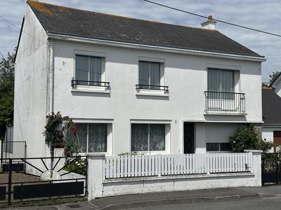 Maison - 123 m² - 6 pièces