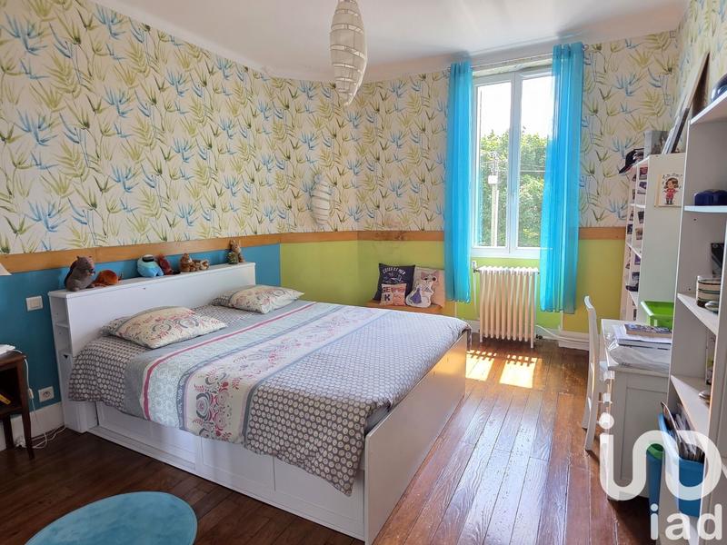 Maison - 217 m² - 9 pièces