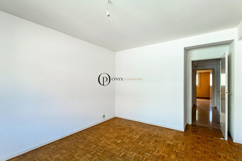 Appartement - 83 m² - 3 pièces