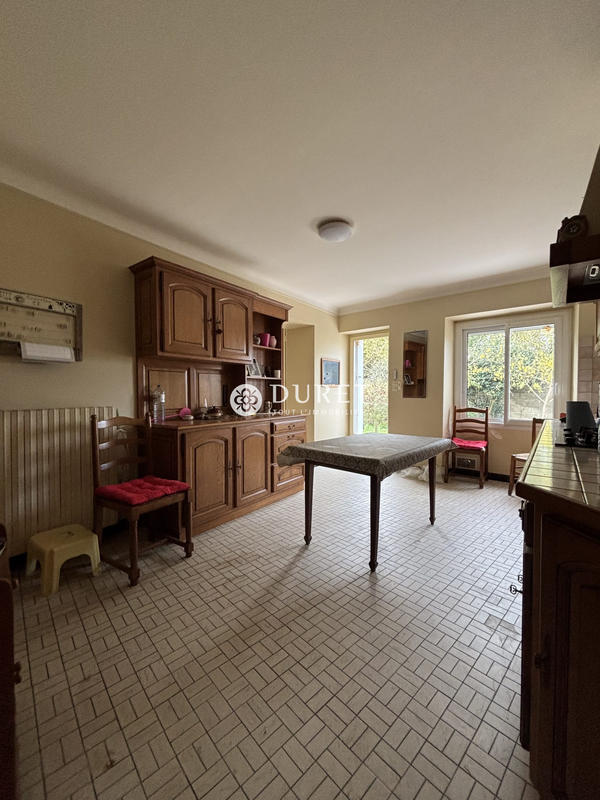 Maison - 199 m² - 7 pièces