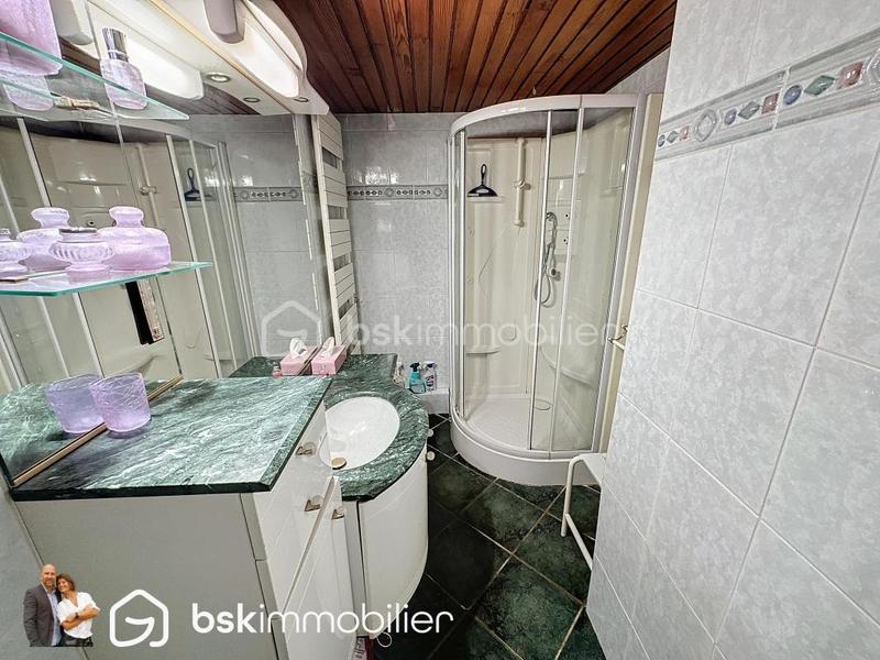 Corps de ferme - 180 m² - 7 pièces