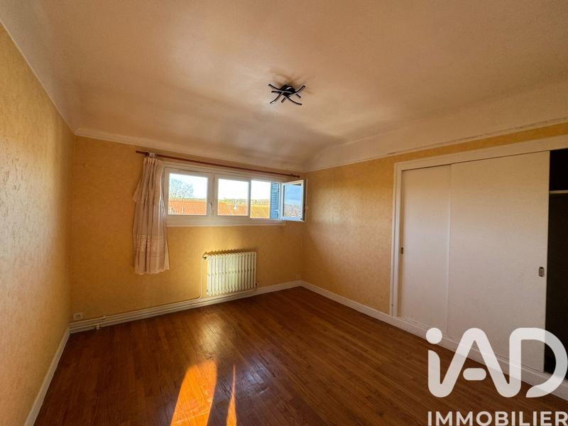 Maison - 208 m² - 10 pièces