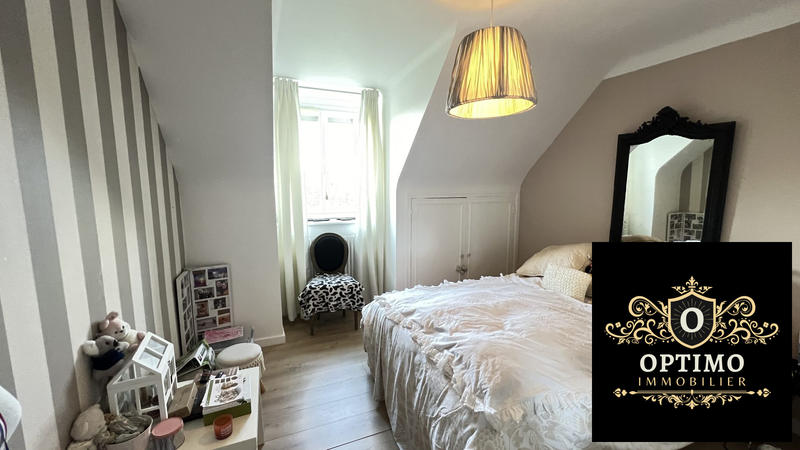 Maison traditionnelle - 120 m² - 5 pièces