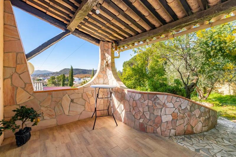 Maison - 87 m² - 3 pièces