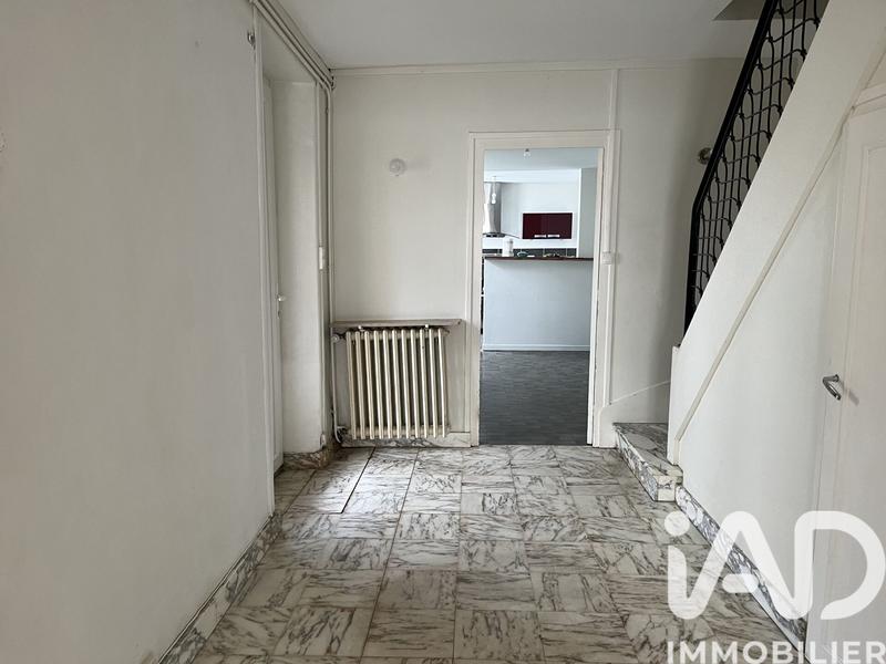 Maison - 200 m² - 5 pièces