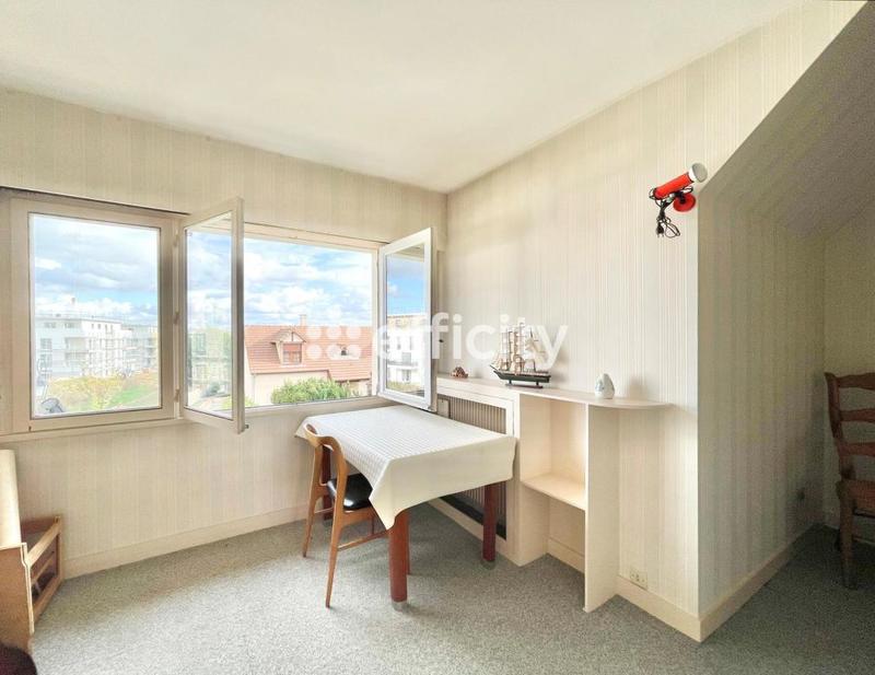 Pavillon - 188 m² - 5 pièces