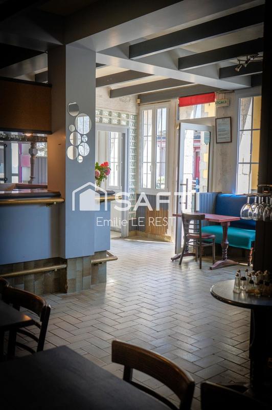 Local commercial - 227 m² - 4 pièces