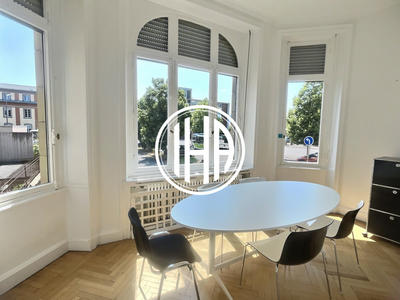 Local d'activités - 87 m² - 4 pièces