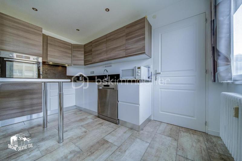 Appartement - 85 m² - 4 pièces