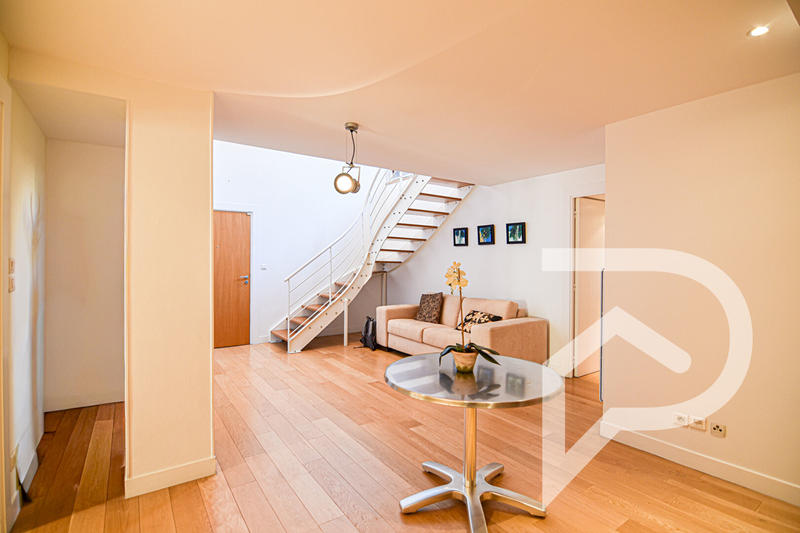 Appartement - 162 m² - 5 pièces