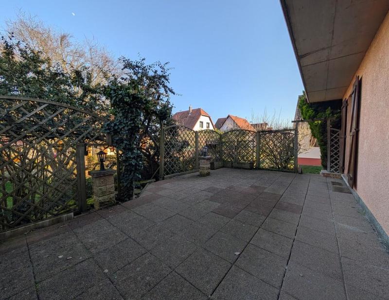 Maison - 99 m² - 5 pièces