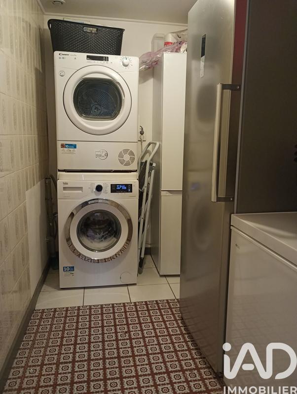 Maison - 201 m² - 7 pièces