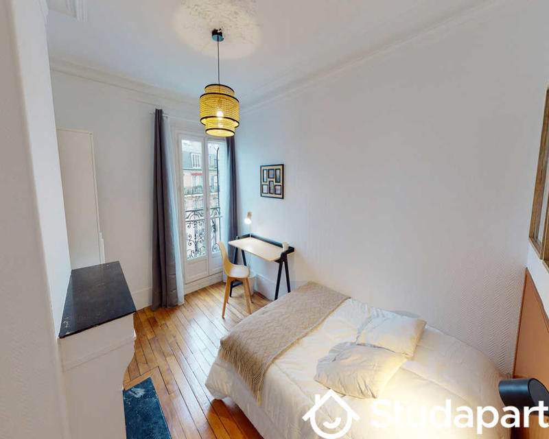 Chambre - 75 m² - 1 pièce