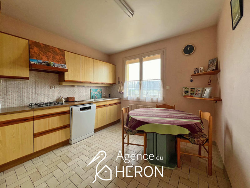 Maison - 92 m² - 5 pièces