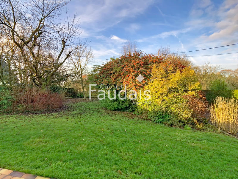 Maison - 217 m² - 7 pièces