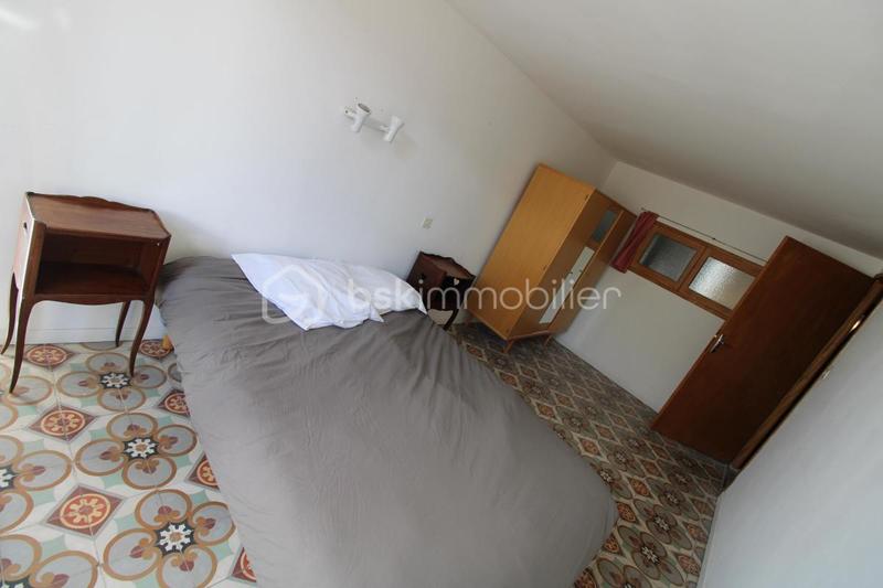 Demeure - 250 m² - 7 pièces