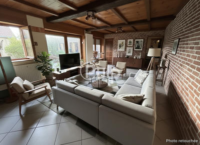 Corps de ferme - 240 m² - 11 pièces