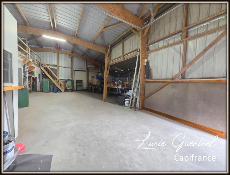 Bureau - 200 m² - 4 pièces