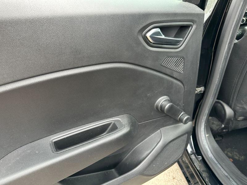 Renault Clio V 1.6 E-Tech 140 Business