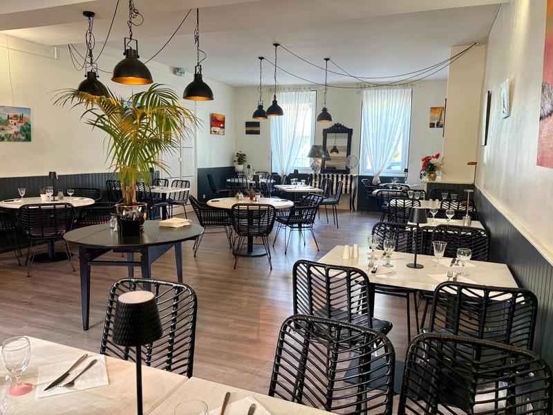 Local commercial - 170 m² - 4 pièces