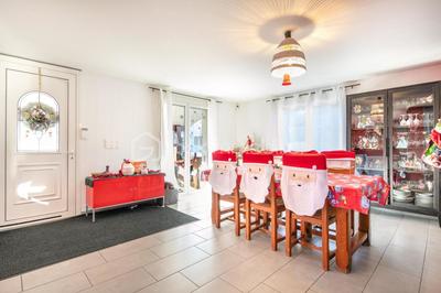 Maison - 189 m² - 5 pièces