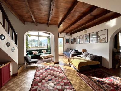 Appartement - 93 m² - 4 pièces