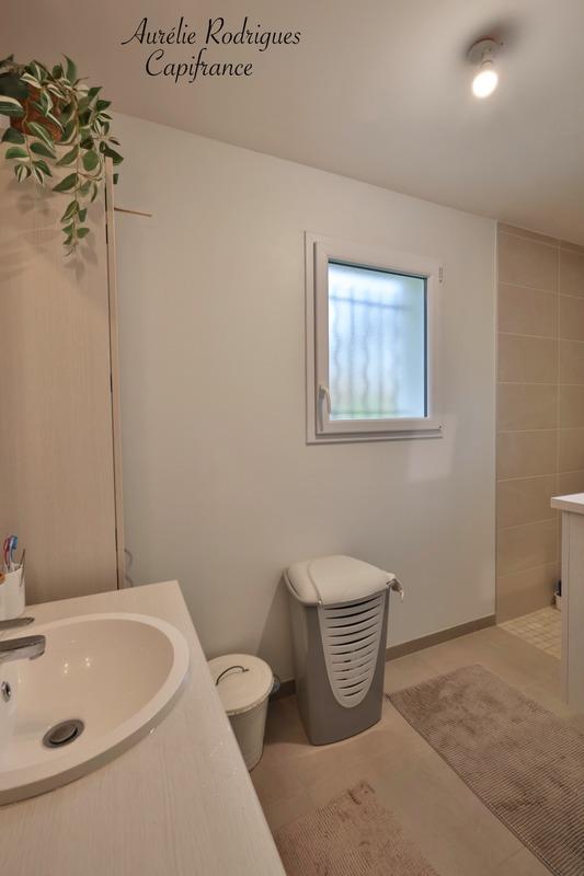 Maison - 95 m² - 3 pièces