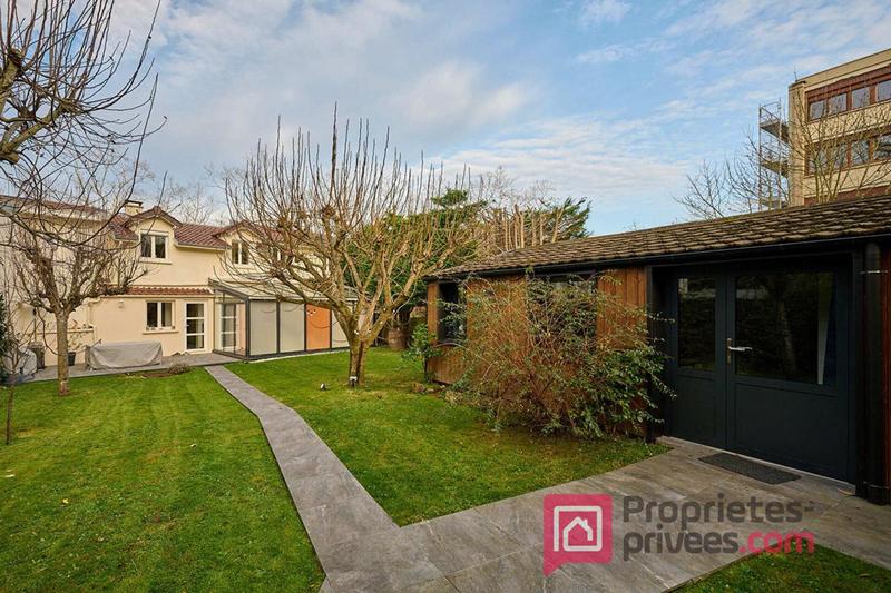 Maison - 150 m² - 6 pièces