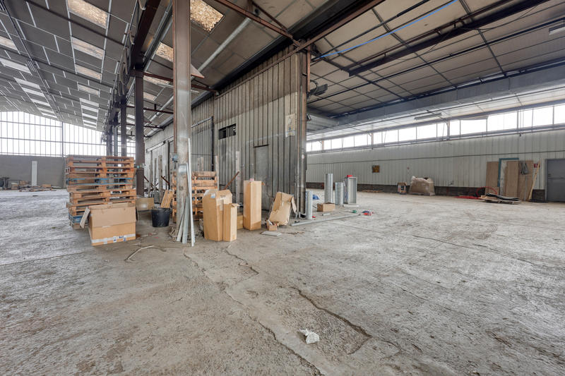 Local d'activités - 2 000 m²
