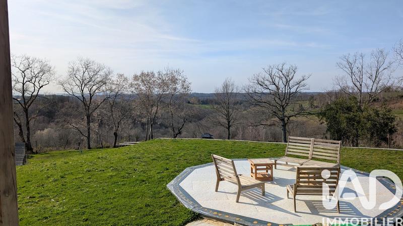 Maison - 150 m² - 5 pièces