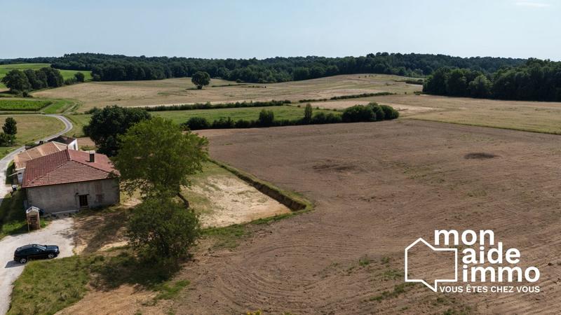 Maison - 460 m² - 8 pièces