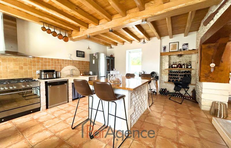 Maison - 189 m² - 6 pièces