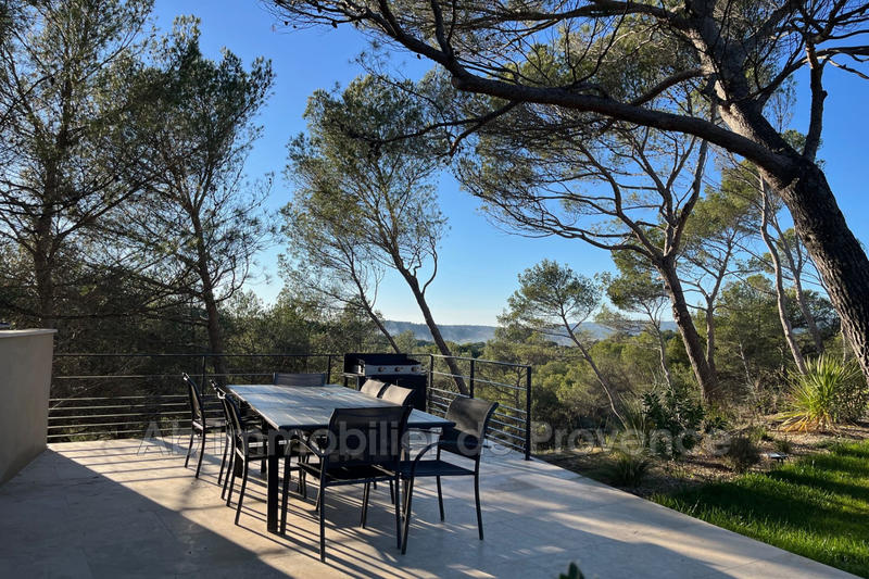 Maison contemporaine - 83 m² - 6 pièces