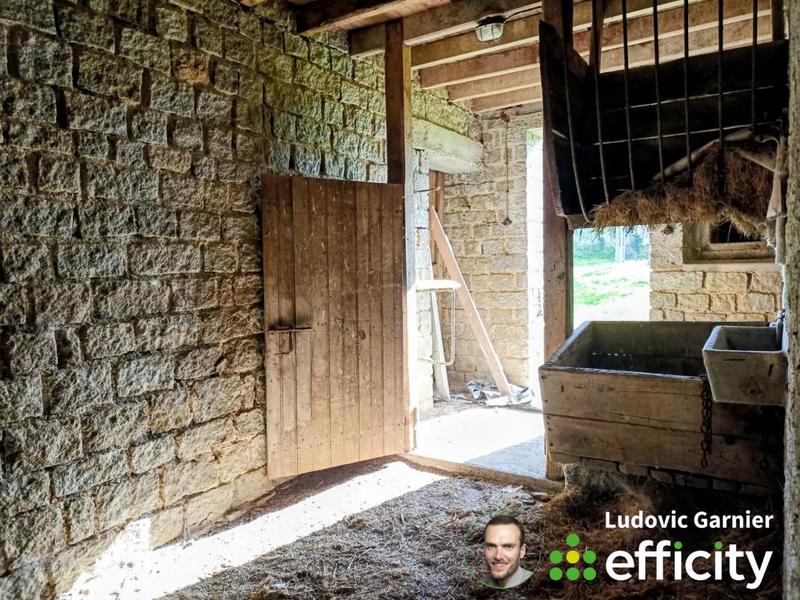 Maison - 300 m² - 1 pièce