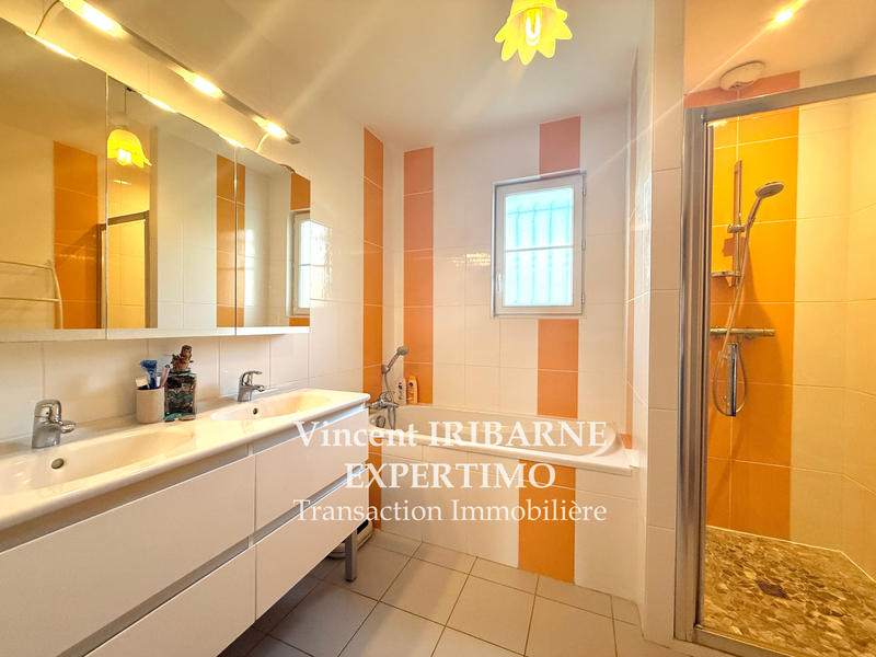 Maison - 146 m² - 6 pièces