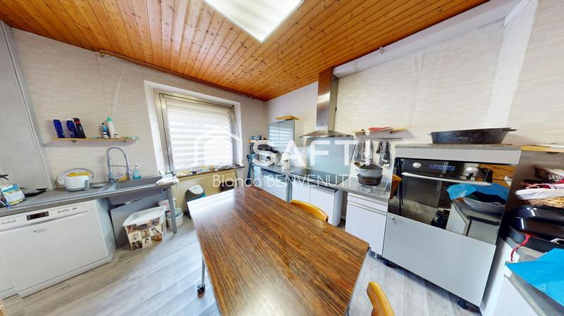 Local commercial - 154 m² - 7 pièces