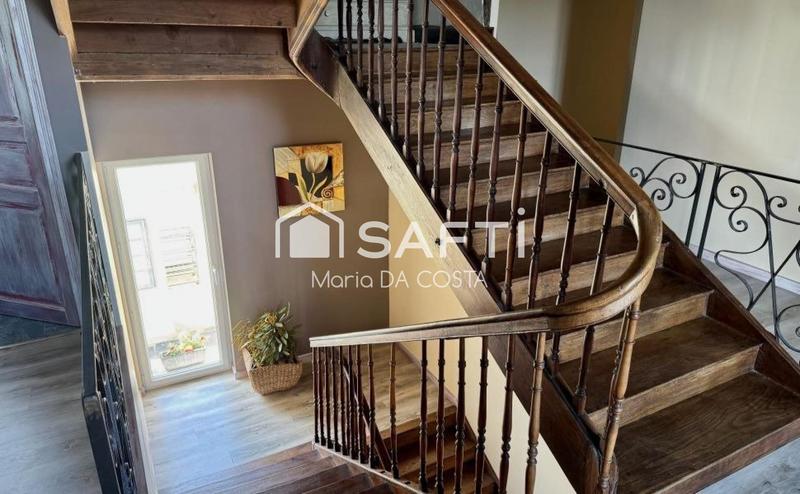 Maison de maîtres - 235 m² - 6 pièces