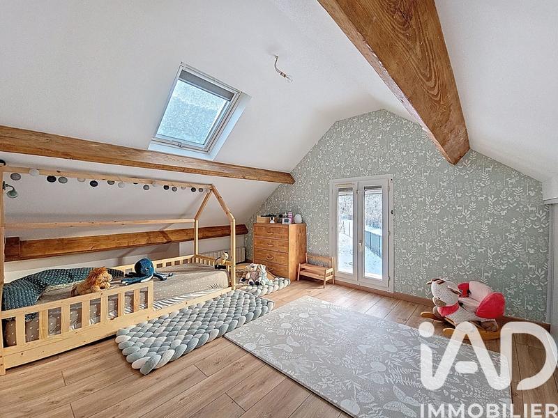 Maison - 110 m² - 4 pièces