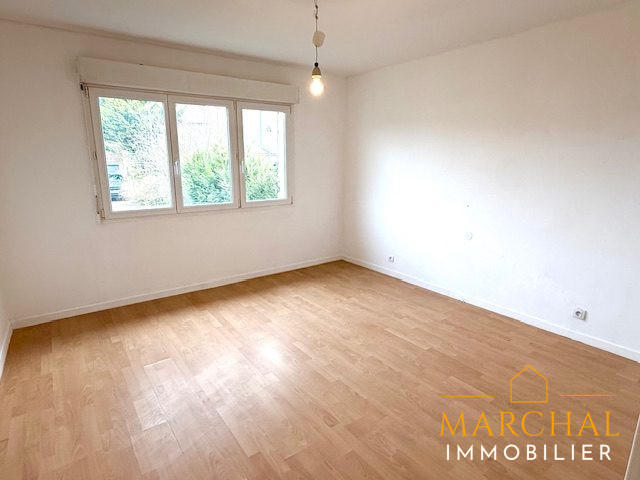 Maison traditionnelle - 111 m² - 4 pièces