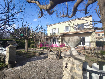 Maison - 191 m² - 5 pièces