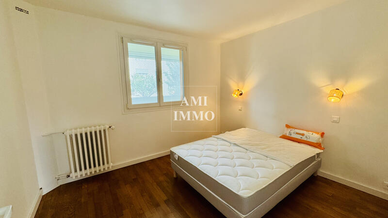 Appartement - 57 m² - 3 pièces