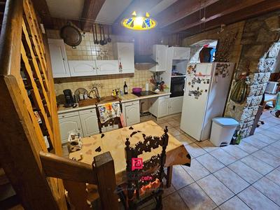 Maison - 101 m² - 5 pièces