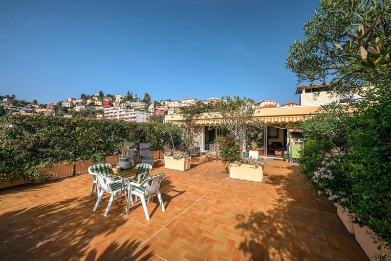 Appartement - 135 m² - 6 pièces