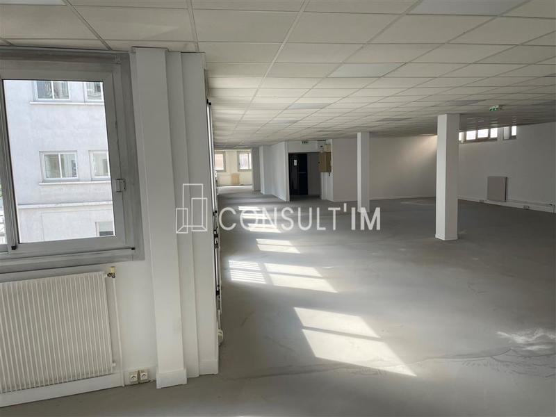 Bureau - 700 m²