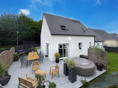 Maison - 110 m² - 5 pièces