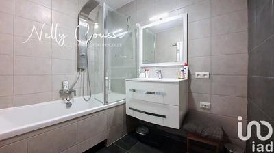 Appartement - 90 m² - 4 pièces